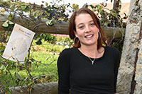 Jenny Trolliet: Friser le soleil, premier roman - Moudon, octobre 2017. Interview par Dany Schaer, journaliste-photographe