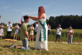 L�Abbaye de Chapelle enregistre un record de nouveaux membres. Chapelle-sur-Moudon, juillet 2019. Reportage de Dany Schaer, journaliste photographe