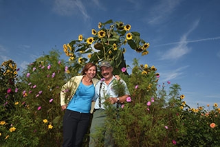 Leur r�ve : vivre dans un �crin qui leur ressemble. Barbara et Michel Besson, Chapelle-sur-Moudon, octobre 2019. Reportage de Dany Schaer, journaliste photographe