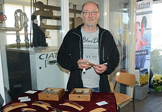 Les couteliers aff�tent les lames - Mus�e du fer, Vallorbe, avril 2019 - Reportage de Dany Schaer, journaliste photographe