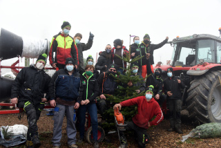 Vivons heureux aupr�s de notre arbre� - AgriSapins, Vincent Pidoux, Thierrens, d�cembre 2020. Reportage de Dany Schaer, journaliste photographe
