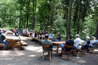 Des chasseurs arpentent les sentiers du Bois des Brigands - Assembl�e g�n�rale de l�Association du Bois des Brigands, 27 juin 2020, Thierrens