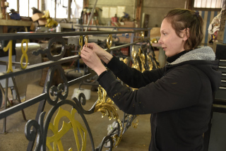 De la Feuille d�or au portique en molasse. Ella Villaz, Tramelan � Saint-Cierges, 30 avril 2024. Reportage de Dany Schaer, journaliste photographe