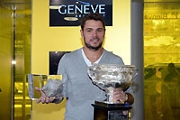 Stanislas Wawrinka accueilli en h�ros par la foule � Cointrin - Janvier 2014 (Cliquer ICI)