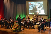 Zurich Albisg�etli - Une f�te bon enfant sur fond patriotique. UDC, 18 janvier 2013 (cliquer ICI)